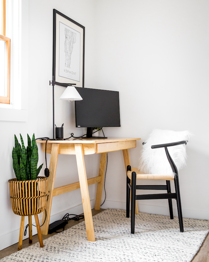 private workspace in airbnb